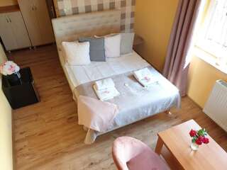 Отели типа «постель и завтрак» Monika II Крыница-Морска Двухместный номер с 1 кроватью и террасой-2